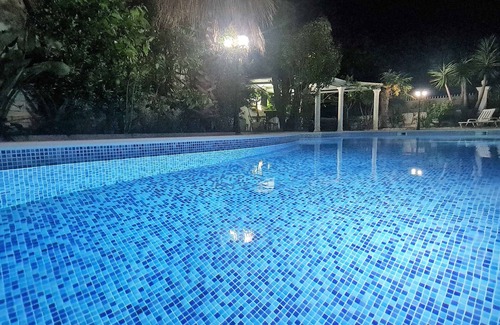 Maceira Haus | 7 Bedroom Residence at Villa☆☆☆☆☆ (20-25 Guests) by Silver Village Residence