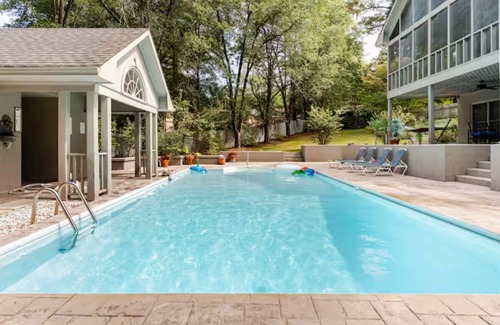 Columbus Haus | 7-Bedrooms Open Concept Home, Pool/HotTub. Near Copper Creek Tennis & Fort Moore