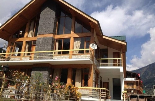 Simsa Village Hütte | 7 bhk pentahouse vintage cottage with indoor fire