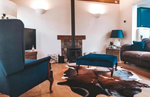 Sculthorpe Haus | 7 Grove Farm Barns