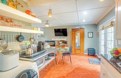 Tupelo Wohnung | 7 Mi to Elvis Presley Birthplace: Studio Retreat!