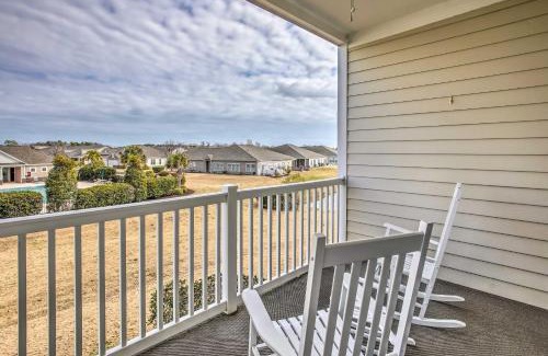 Carolina Forest Wohnung | 7 Mi to Myrtle Beach Boardwalk Condo with Balcony!