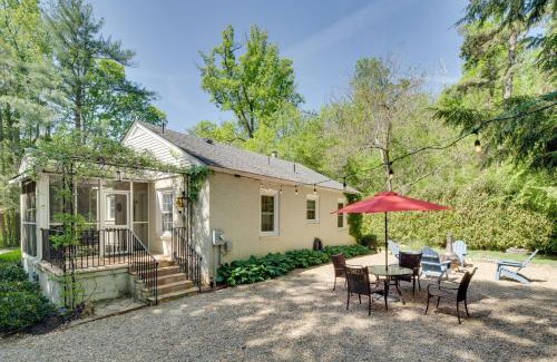 Royal Pines Haus | 7 Mi to The Biltmore Le Canard Cottage with Porch