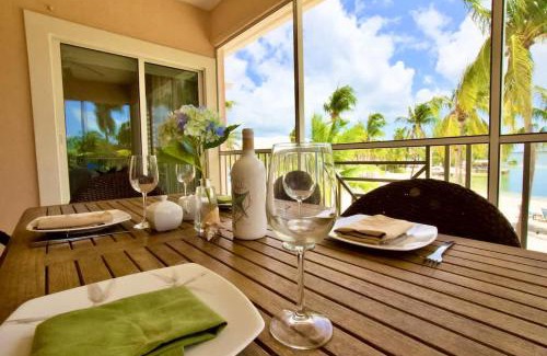 Rum Point Haus | 7 Up Condo at Kaibo Kai