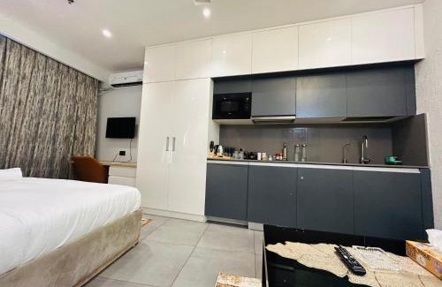 Khattalwada Wohnung | 7th Heaven By HomeGlow Retreat