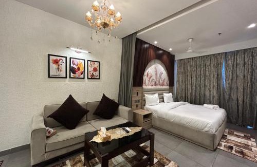 Khattalwada Wohnung | 7th Heaven By HomeGlow Retreat