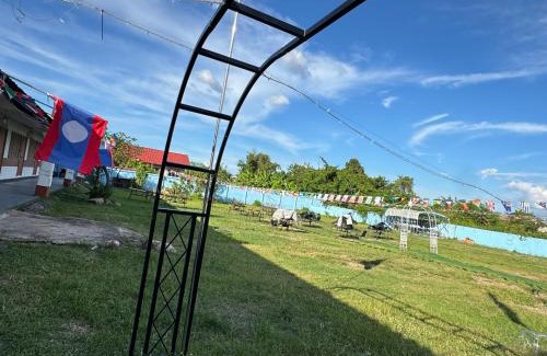 Vientiane Prefecture Hotel | 8ເຮືອນພັກ 8Hotel 8号旅馆