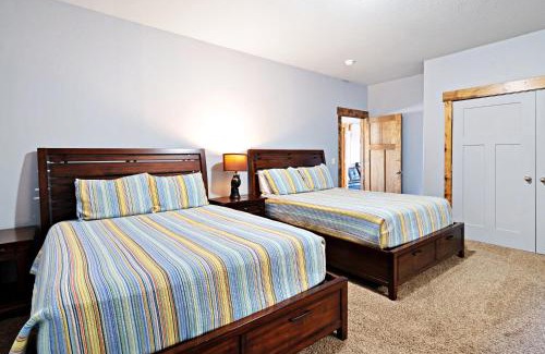 Fish Haven Haus | 8 Bed 5 Bath Vacation home in Fish Haven