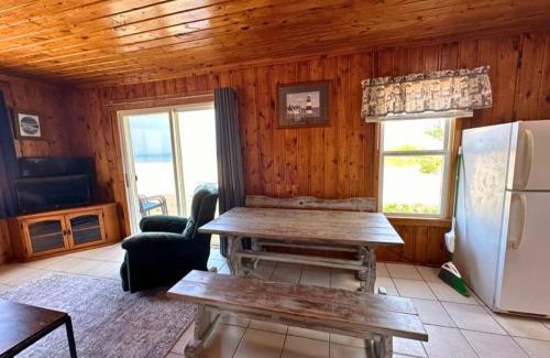 Oscoda Haus | 8 cottages on the beach of Lake Huron