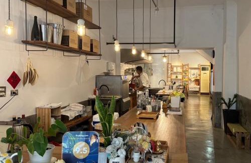 Hengchun Old Town Bed & Breakfast | 8 Door老宅民宿