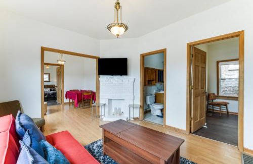 Oak Park Haus | 8 Mi to Chicago Oak Park Home with Fenced Backyard!