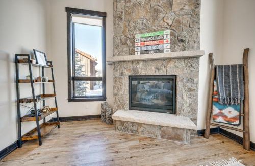 South Forty Haus | 8 Mi to Keystone Resort Mtn-View Townhome