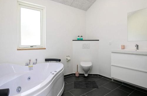 Læsø Haus | 8 person holiday home in Læsø-By Traum