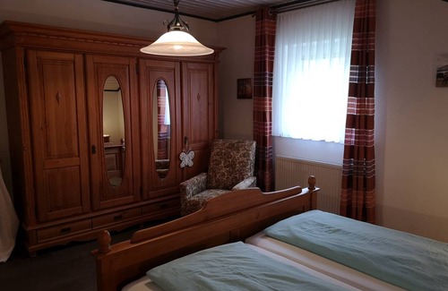Philippsreut Wohnung | 80 m² Ferienwohnung ∙ 2 Schlafzimmer ∙ 6 Gäste