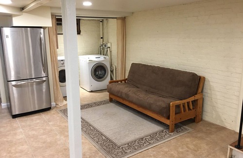 Mount Pleasant Wohnung | 850sq. ft basement apartment in quiet area of Rock Creek Park