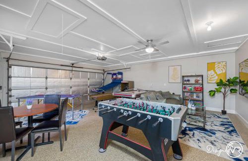 Harbor Hills Haus | 8BR w Heated Pool Waterview - Close to Beach