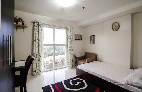 Mandaue Wohnung | 8C Studio Unit with Free Wifi Pool and Gym