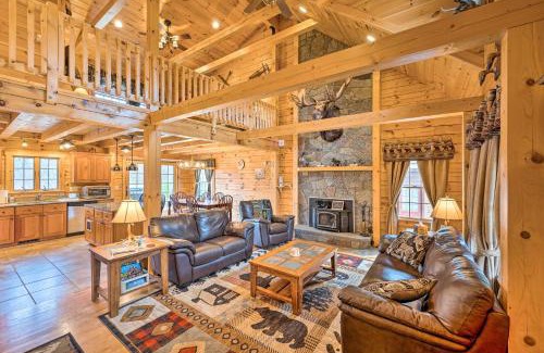 Carroll Haus | 9 Mi to Bretton Woods Carroll Log Cabin with Deck