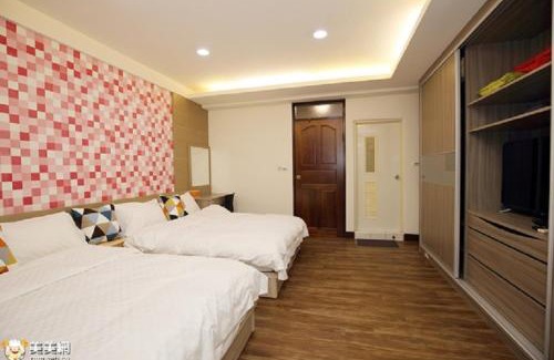 Zhushan Haus | 93 街房 近溪頭 杉林溪 紫南宮 國旅卡商店