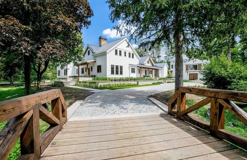 Georgetown Haus | 9BR Sorin's Estate w/ Pool and Paddle Tennis Court