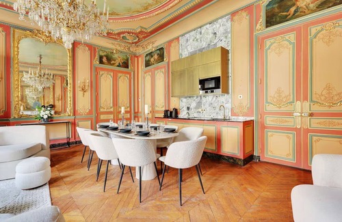 L'Europe Wohnung | A 200m² Masterpiece in Champs Elysees-Step into timeless elegance