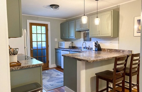 Greenfield Center Haus | A 3BR modern traditional getaway only 6 minutes to Downtown Saratoga