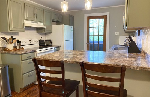 Greenfield Center Haus | A 3BR modern traditional getaway only 6 minutes to Downtown Saratoga