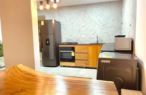 Las Lomas I Haus | A 5 Minutos del Parque Lleras y Provenza! Ideal Para Grupo de Amigos