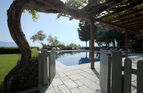 Molos-Agios Konstantinos Villa | Villa Salted Maple, Strandvilla mit 6 Schlafzimmern und großem privatem Pool