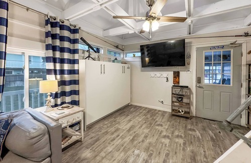 Port Aransas Haus | Ein Block vom Strand entfernt * PRIVATE POOL * Bunk Room * Large Screened in hängen Veranda