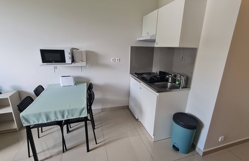 Montfermeil Wohnung | "eine Pause ... irgendwo" Studio für 2 bis 3 Personen in Montfermeil