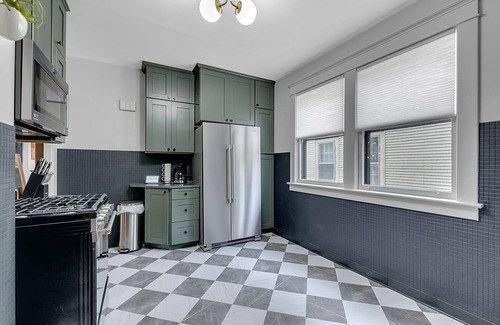 Front Park Haus | A Buffalo Gem in Elmwood Village. Centered between The Falls and Bills Stadium.