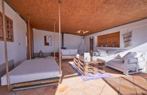 Santa Comba Dao Haus | A Casa Branca - with Pool & Jacuzzi
