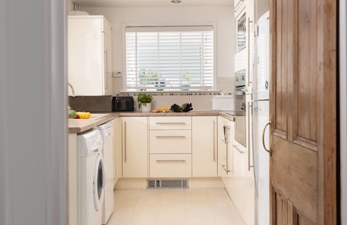 Marazion Hütte | A charming pet-friendly coastal cottage in Marazion jus a few metres from the sea with parking