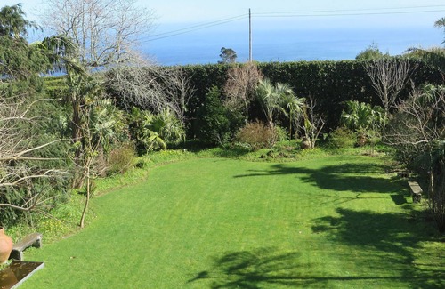 Capelas Haus | A comfortable, self-contained suite in a restored 19th-century vila (RRAL 980)