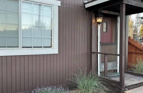 Chester Haus | A Cozy Little House with a lot to offer!