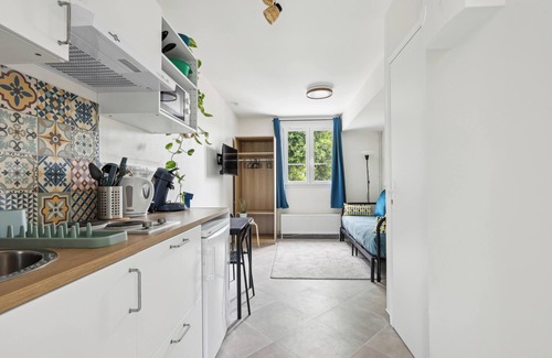 Chelles Wohnung | A Deux Pas de la Gare #2- All Comfort with Disney Paris Wifi* - A Two Steps from the Station