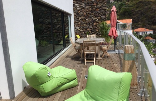 Canhas Haus | A dream: Tabua Lodge junction of VR1 East-West and VE4 North-South