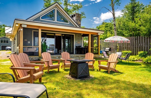 Belgrade Haus | A Family's Paradise: Spacious 3BR/2BA w/ Game Room