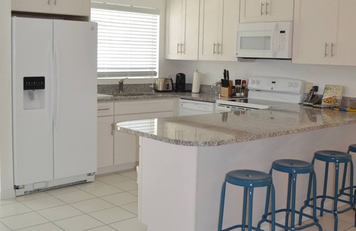 Blossom Village Eigentumswohnung | A fantastic two bedroom condo - close to everything!
