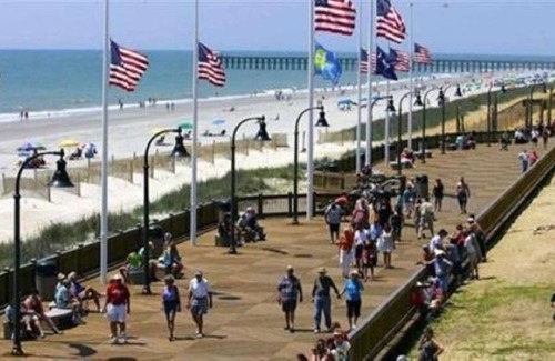 Golden Mile Hütte | A few steps to the sandy white beach in Myrtle Beach