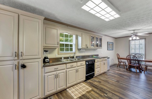 Trimble Haus | A Frame of Mind: 3 BR, 2 BA in Cullman, Sleeps 10