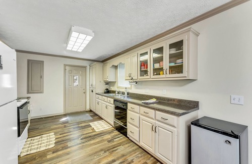 Trimble Haus | A Frame of Mind: 3 BR, 2 BA in Cullman, Sleeps 10