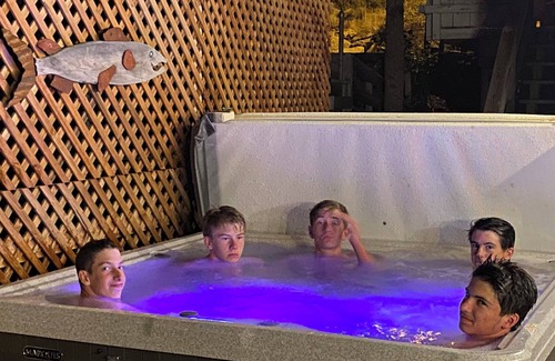 Brockway Kabine | A Frame with an A+ View