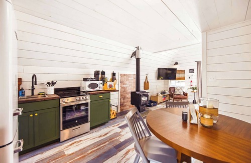 Machiasport Kabine | A-Frame with Hot Tub Firepit Oceanfront Pets