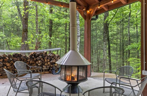Pine Ridge Wohnung | WiFi - A-Frames Under the Canopy - Multi-Cabin Retreat in Red River Gorge, Kentucky!