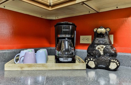 Ellijay Kabine | A Happy River Song | Ellijay, Ga