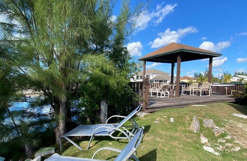 Coral Harbour Wohnung | A Hidden Gem