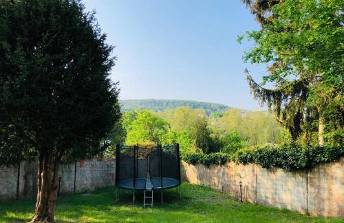 Orsay Wohnung | A la meulière d'Orsay, vue sur la vallée, au calme
