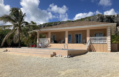 Tibbett's Turn Villa | Südliche Reach: Ein kleines Stück vom Tropical Paradise! (Neuer Inground Pool)